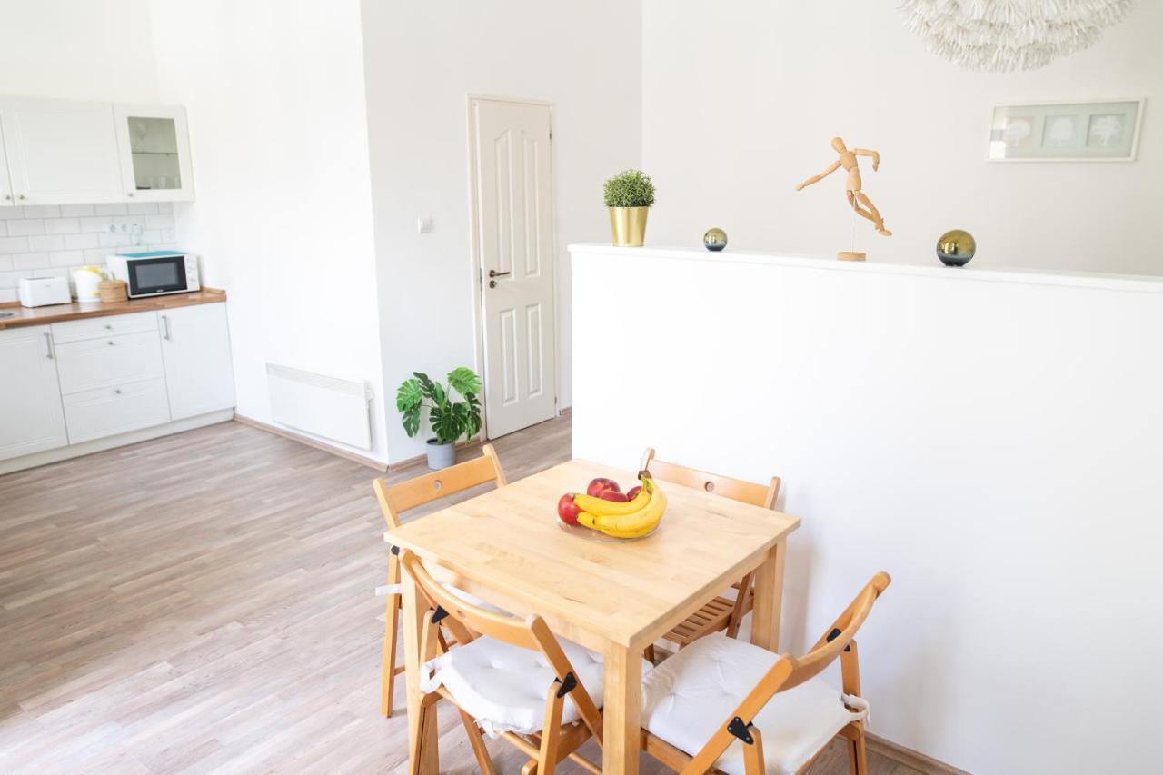 N28 Condo Apartment Next To Andrassy. Budapeste Exterior foto
