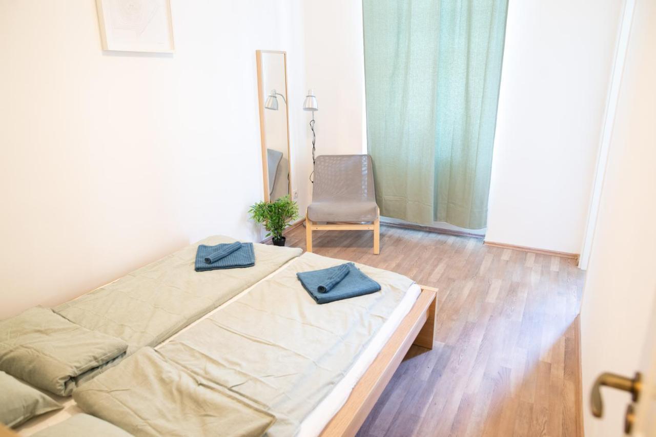 N28 Condo Apartment Next To Andrassy. Budapeste Exterior foto